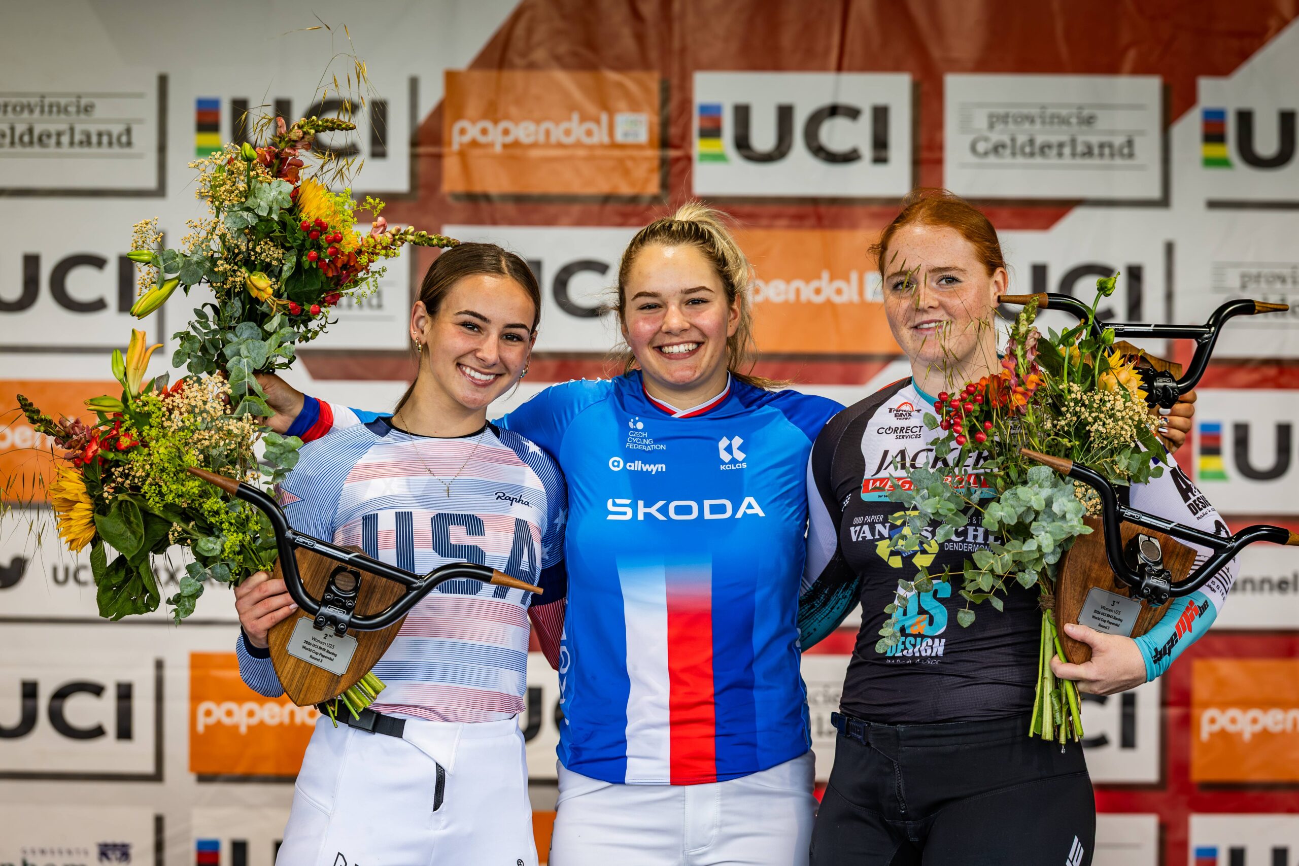 Sabina Košárková dvakrát na pódiu při SP v BMX!